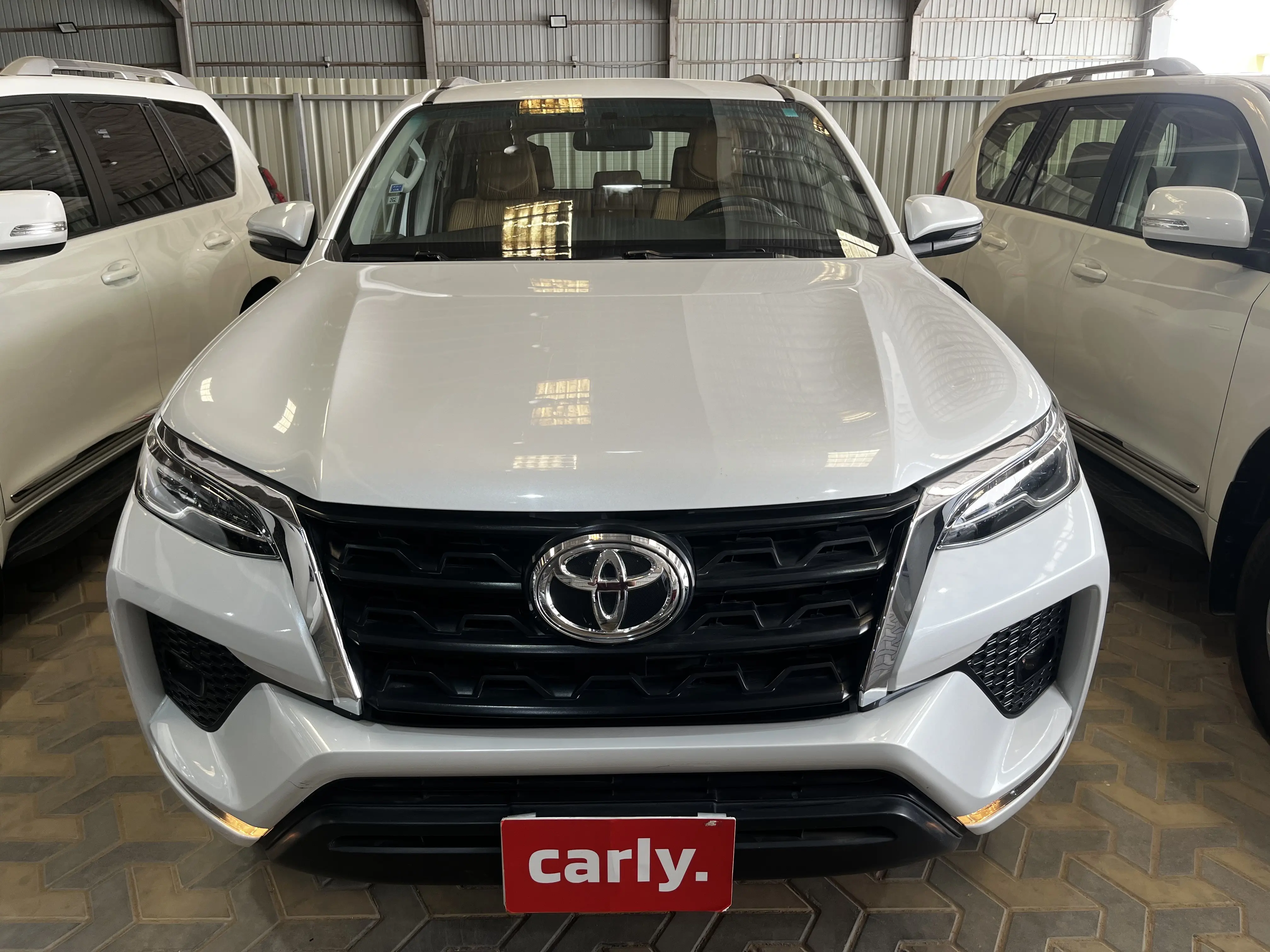 Toyota Fortuner VX1 2023