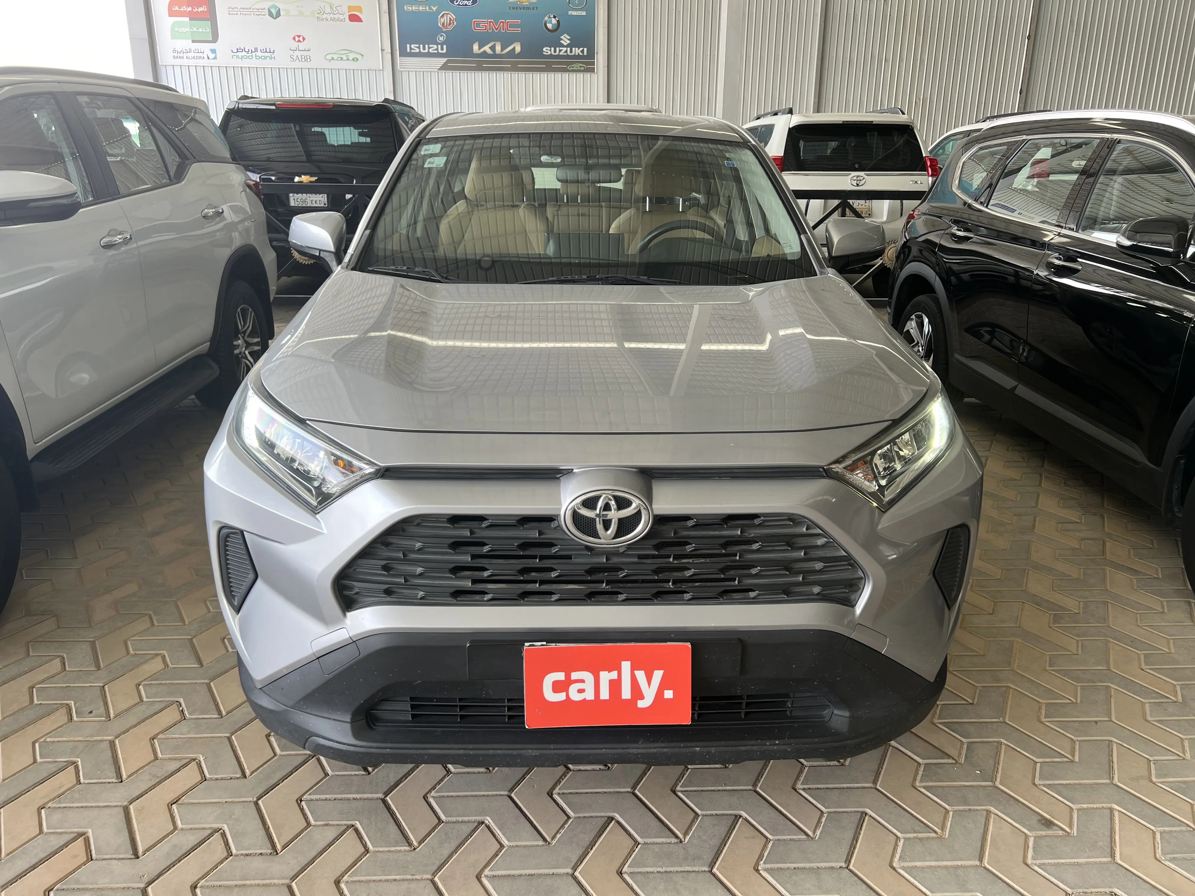 Toyota RAV4 LE 2021