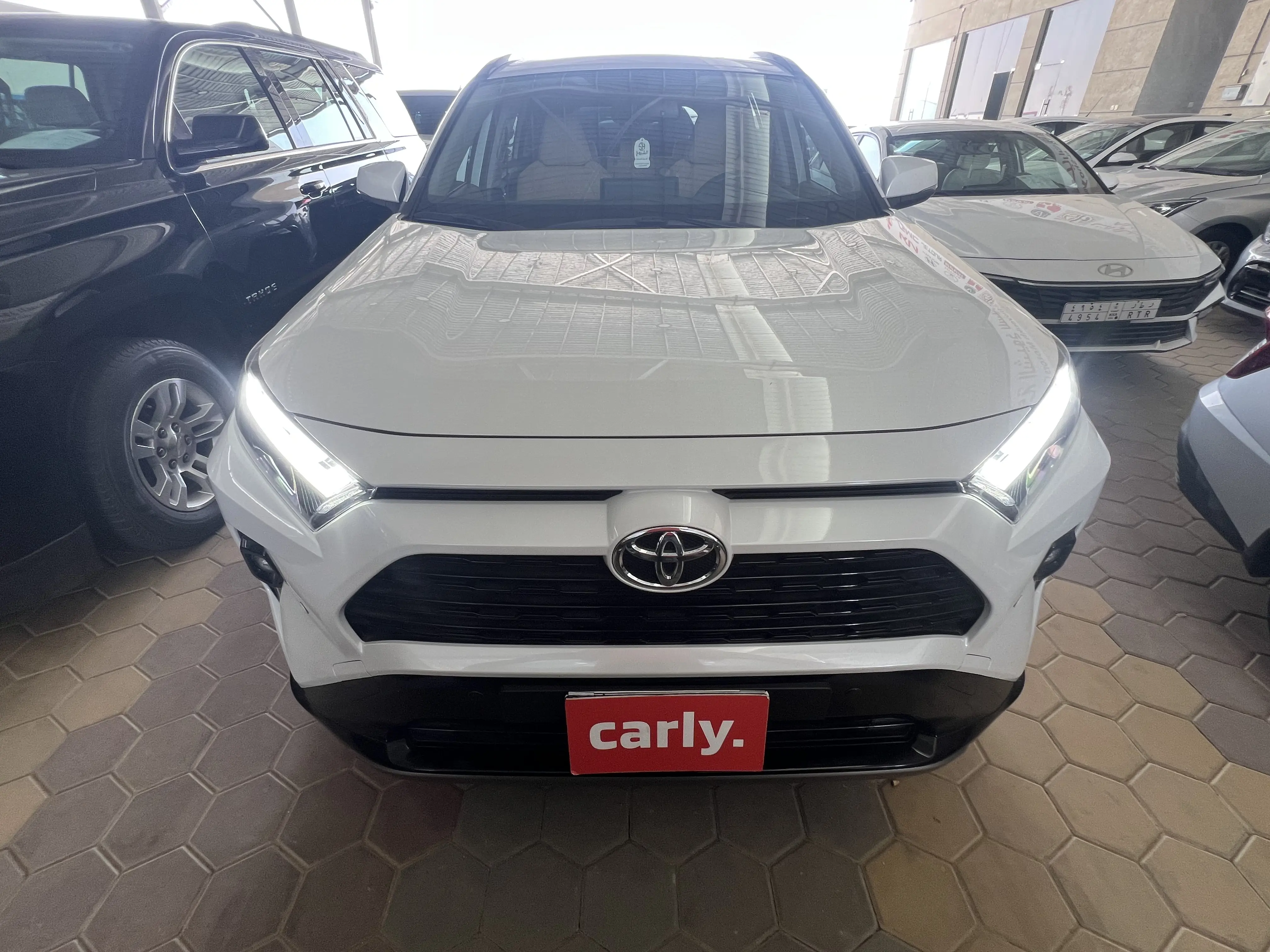 Toyota RAV4 XLE HEV 2025